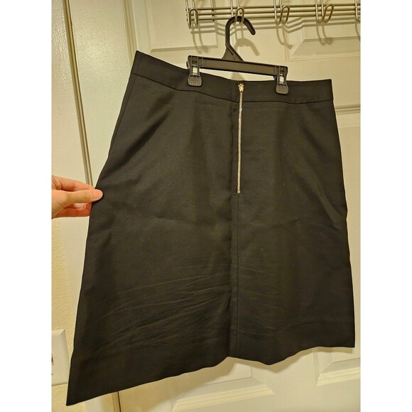 Kate Spade New York Black Skirt Gold Zip Up Back Size 8 - Picture 2 of 7